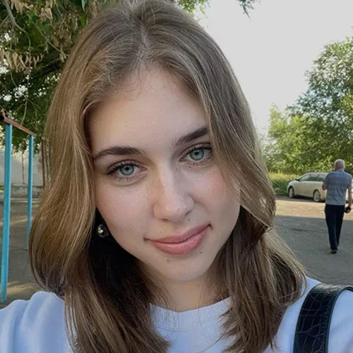 files/Girl3fr1.webp